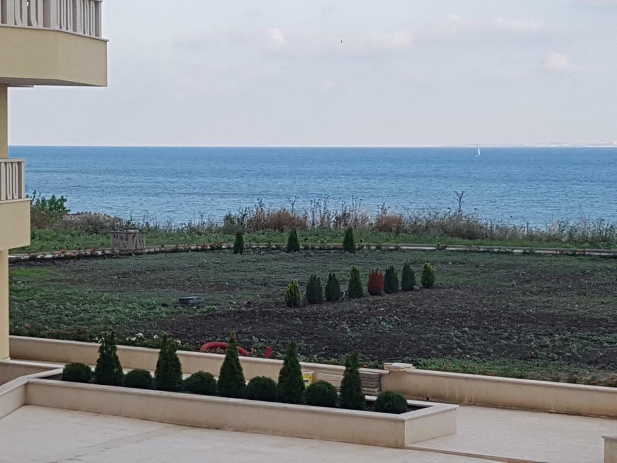 Apartment Aquamarine Бургас Экстерьер фото